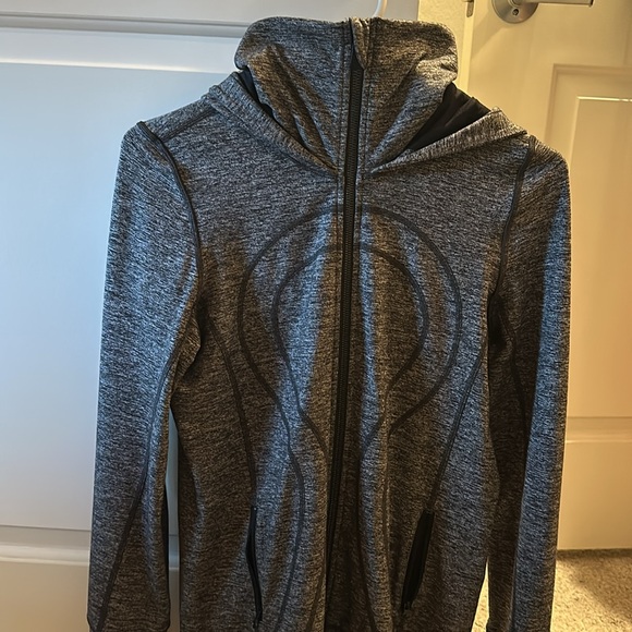Lululemon zip hoodie - Picture 4 of 6